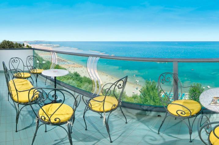 Hotel Majestic 4*